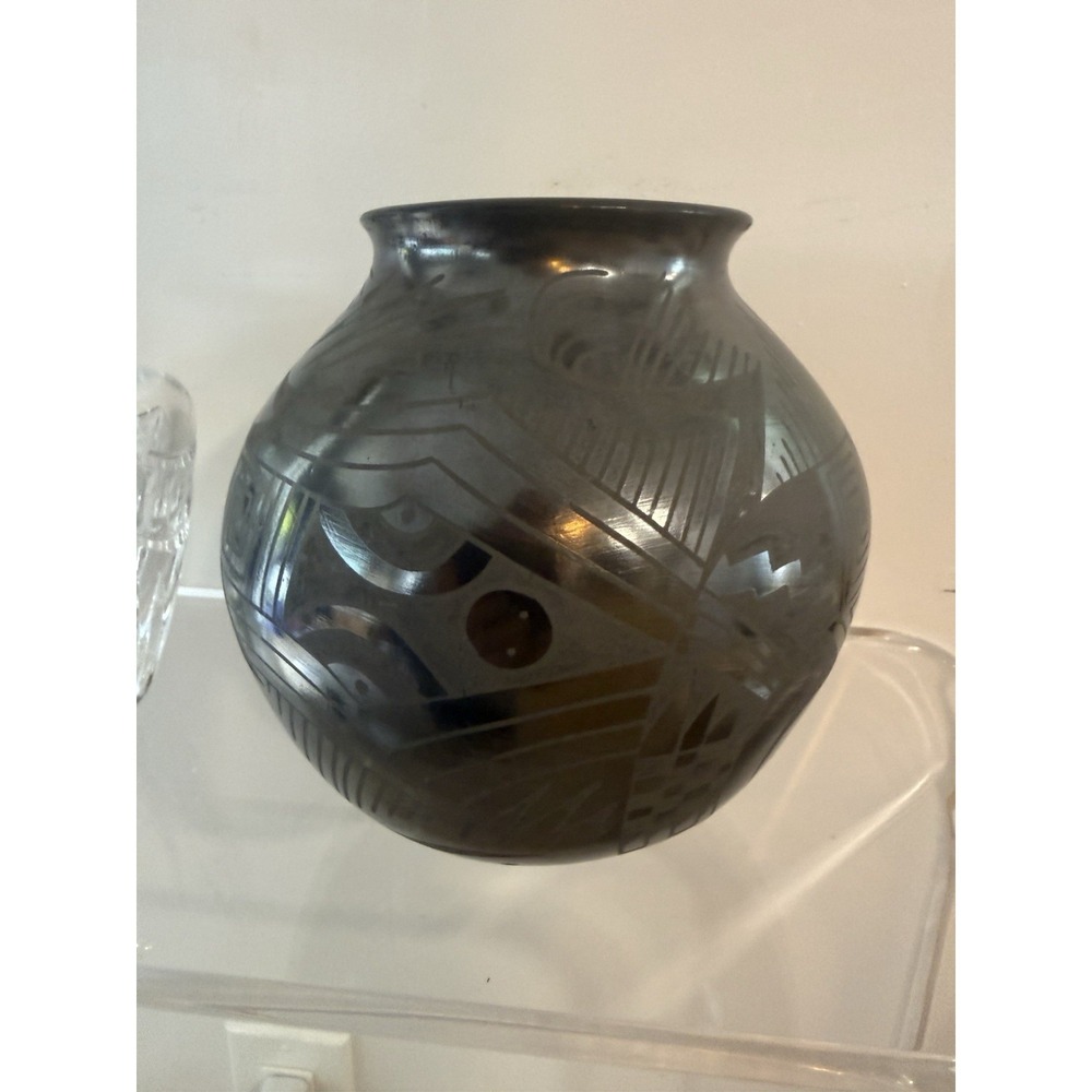 Michael Wisner Studio Pottery Vase Black Sgraffito Southwest Signed Crack As Is